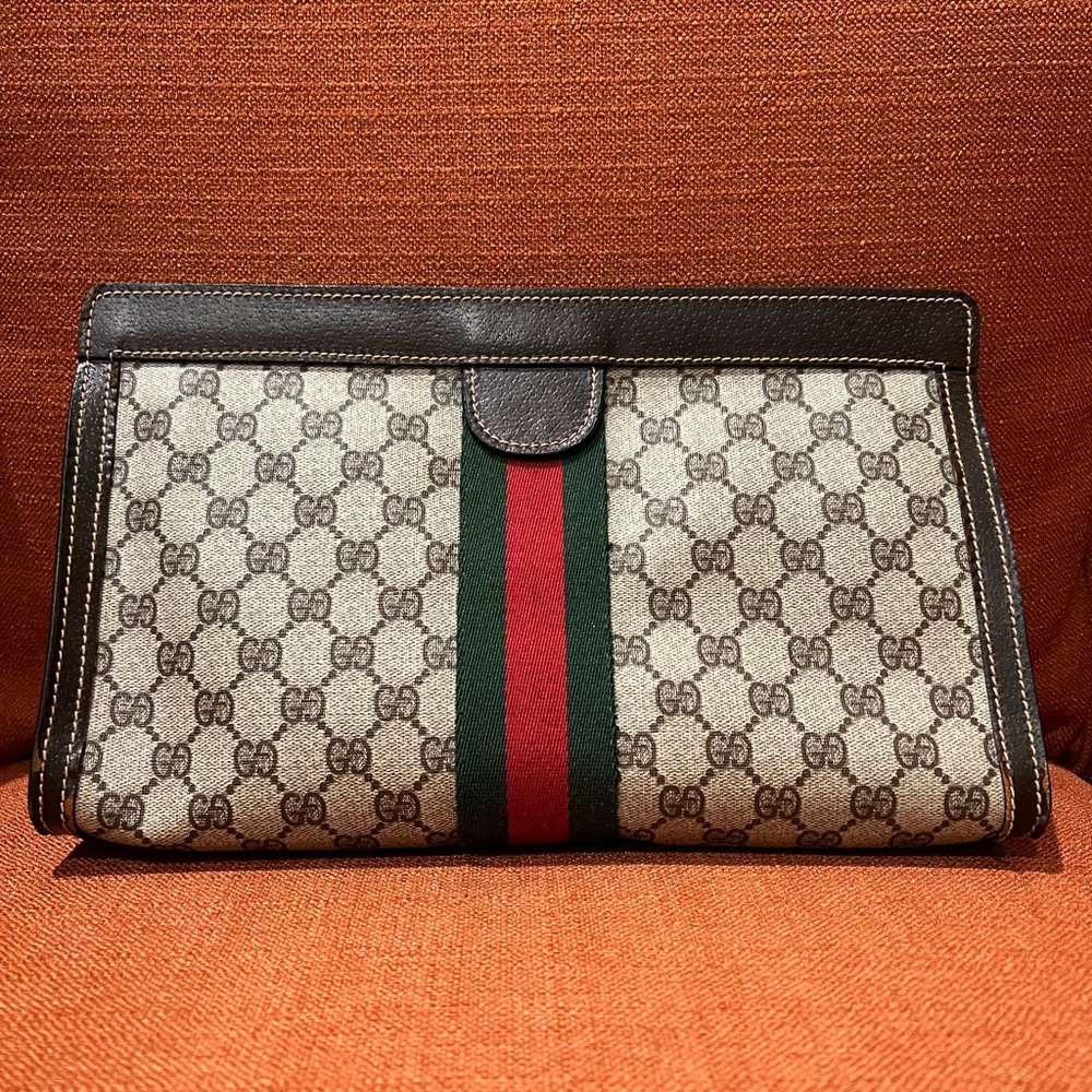 Gucci Vintage GG Clutch